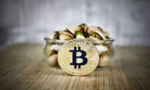 Who has the final say on the DeFi ecosystem? DApp ecological data analysis in August 2020