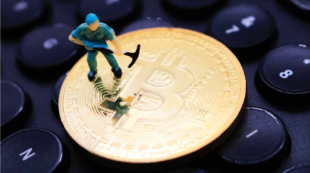 比特币矿工现在每块赚取1 BTC费用