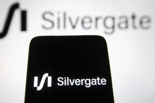 Silvergate的加密之殇：为何遭受「银行挤兑」？