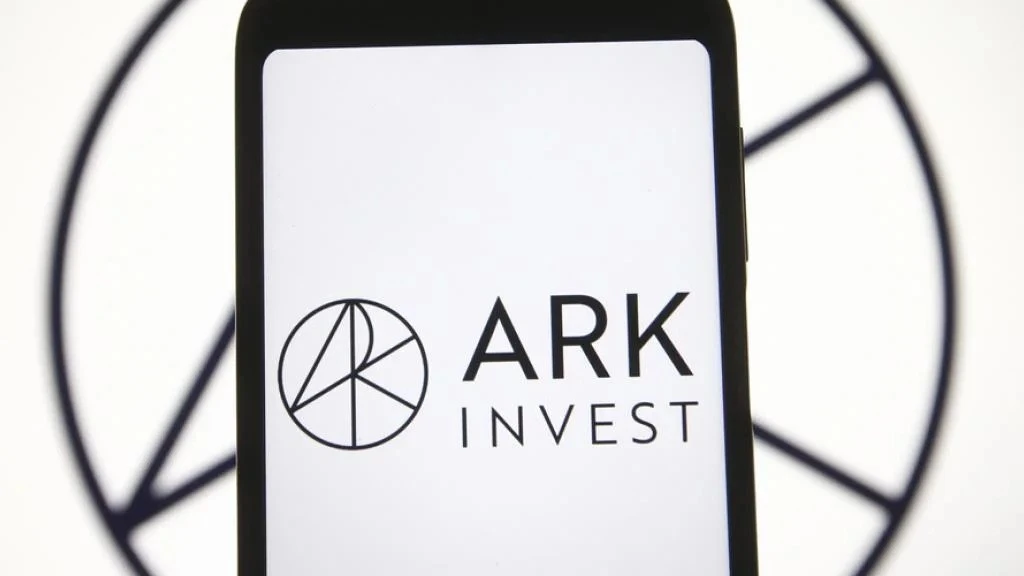 Increasing investment in Coinbase and reducing holdings in Block, is ARK Invest bullish on Bitcoin?