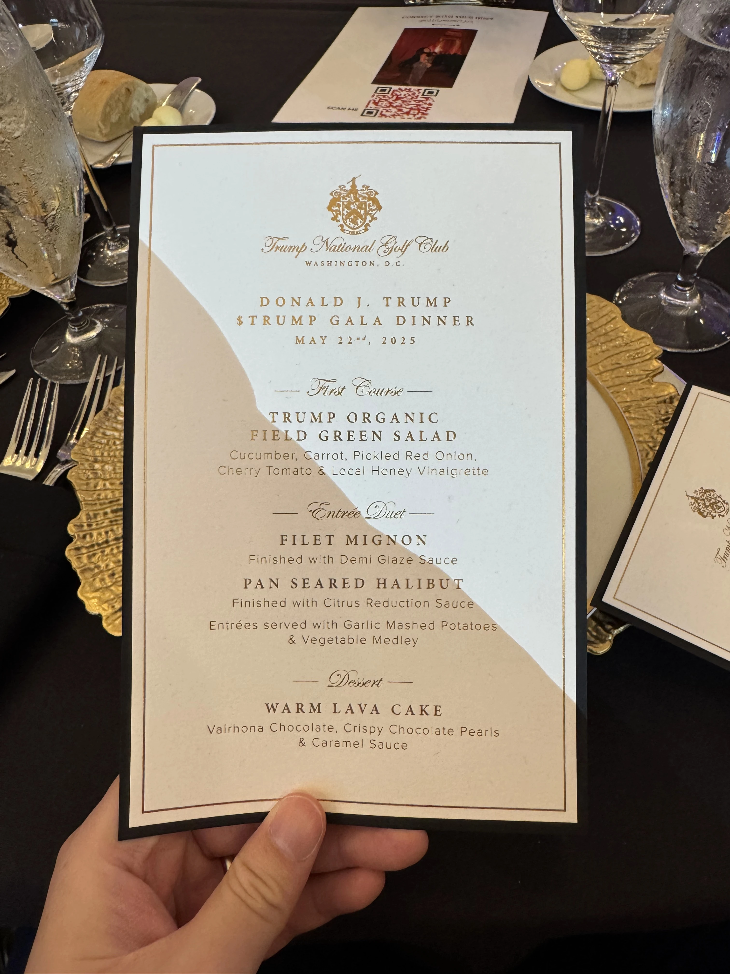 Exclusive interview with Sheldon, founder of BitMart: Asian faces account for half of the market, the crypto new power map behind the Trump dinner