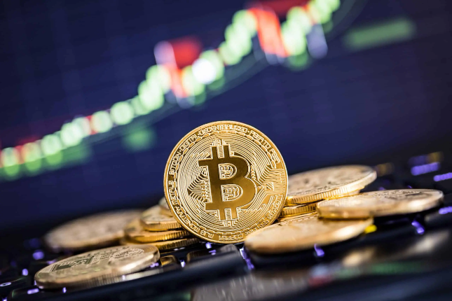 11万美元后的金叉陷阱？比特币后市展望及持仓建议